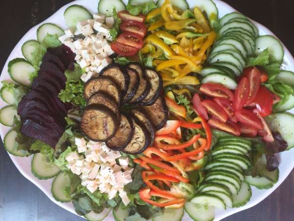 Feta, Arugula, Bacon and Roasted Beets Salad