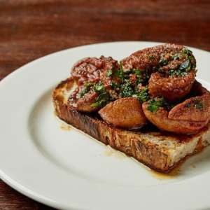 Deviled Kidneys on Toast