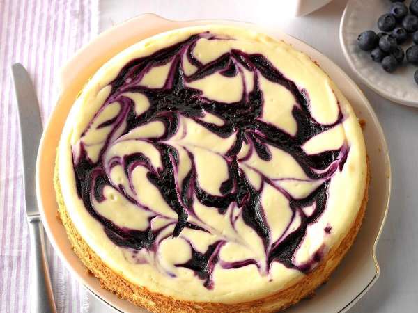 White Chocolate Blueberry Cheese Cake