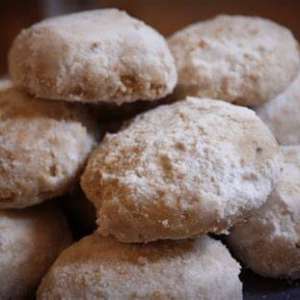 Polvorones (Mexican Wedding Cookies)