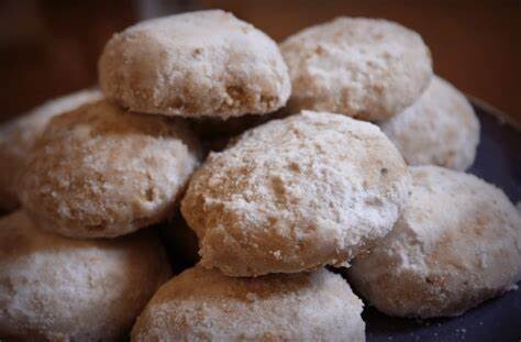 Polvorones (Mexican Wedding Cookies)