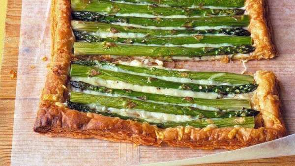 Asparagus Gruyere Tart