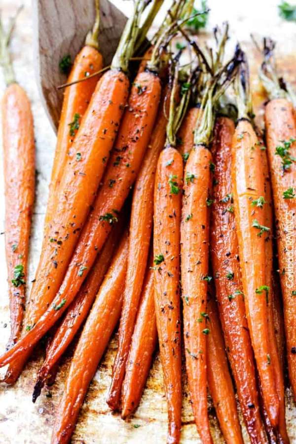 Honey Garlic Roasted Carrots