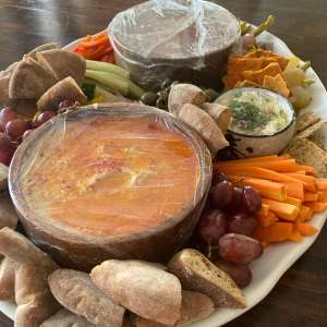 Hummus & Mezze Platter