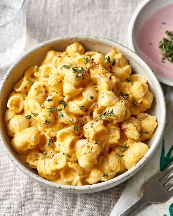 Butternut Squash Mac n' Cheese (Vegetarian)